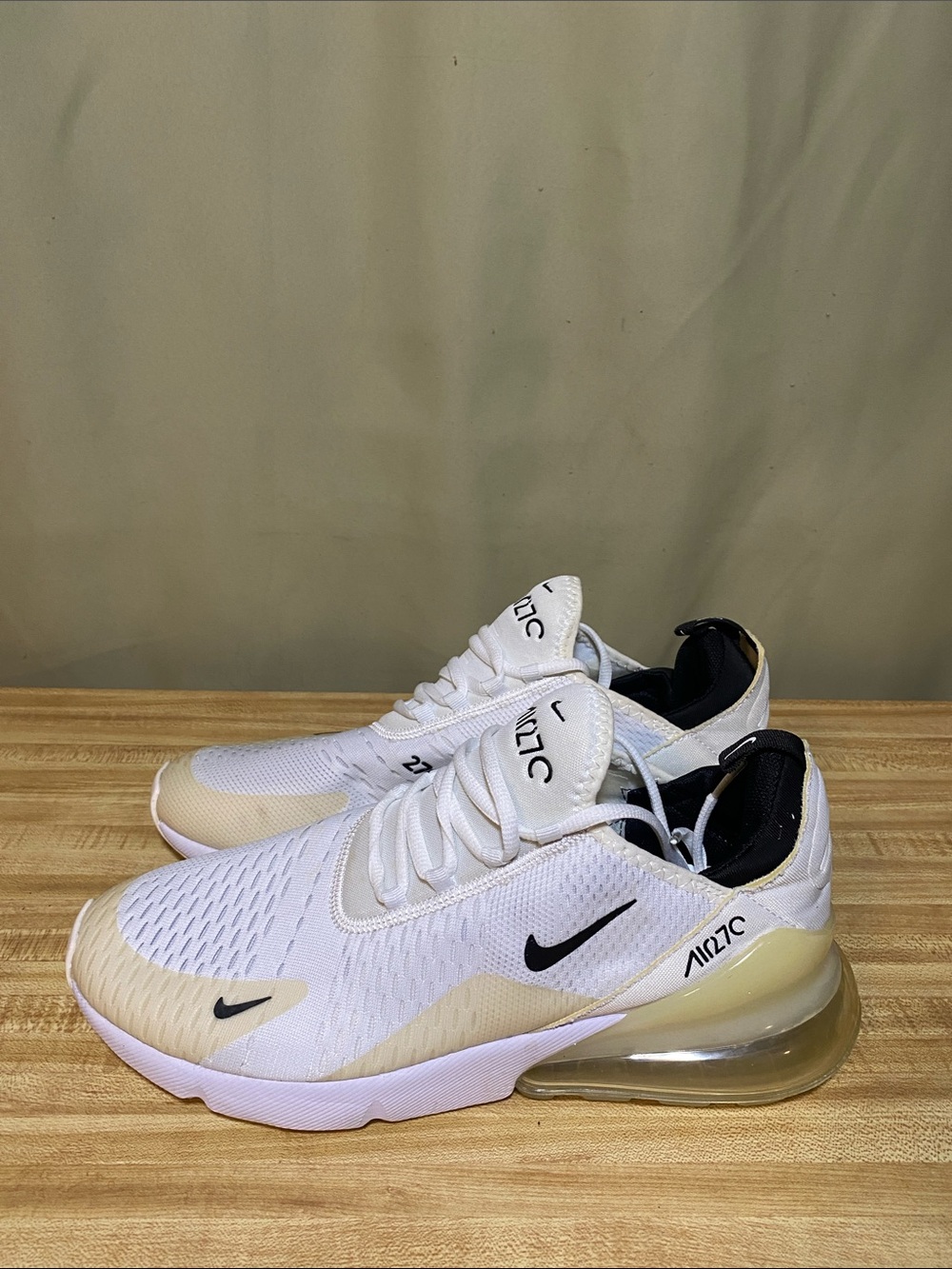 Nike Air Max 270 Sail Black Coconut Milk Running  shoe  Mens size 11